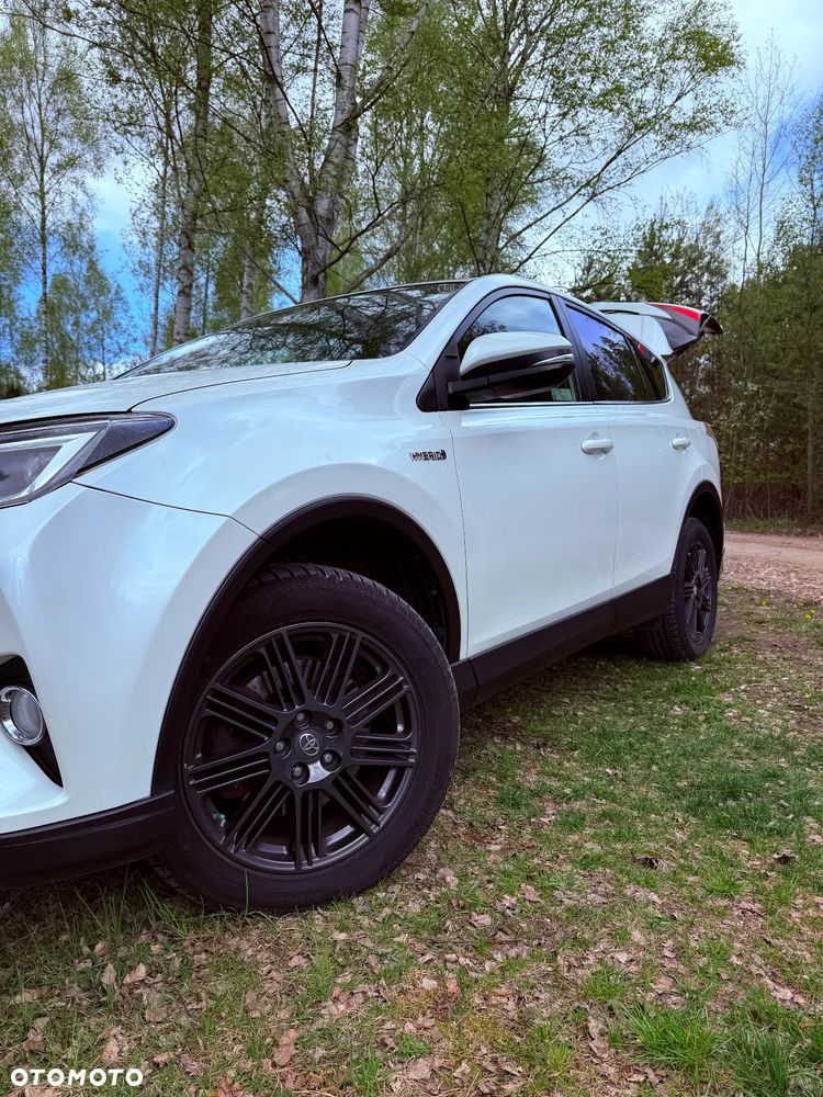 Toyota RAV4 Hybrid Premium 4x2 - 8