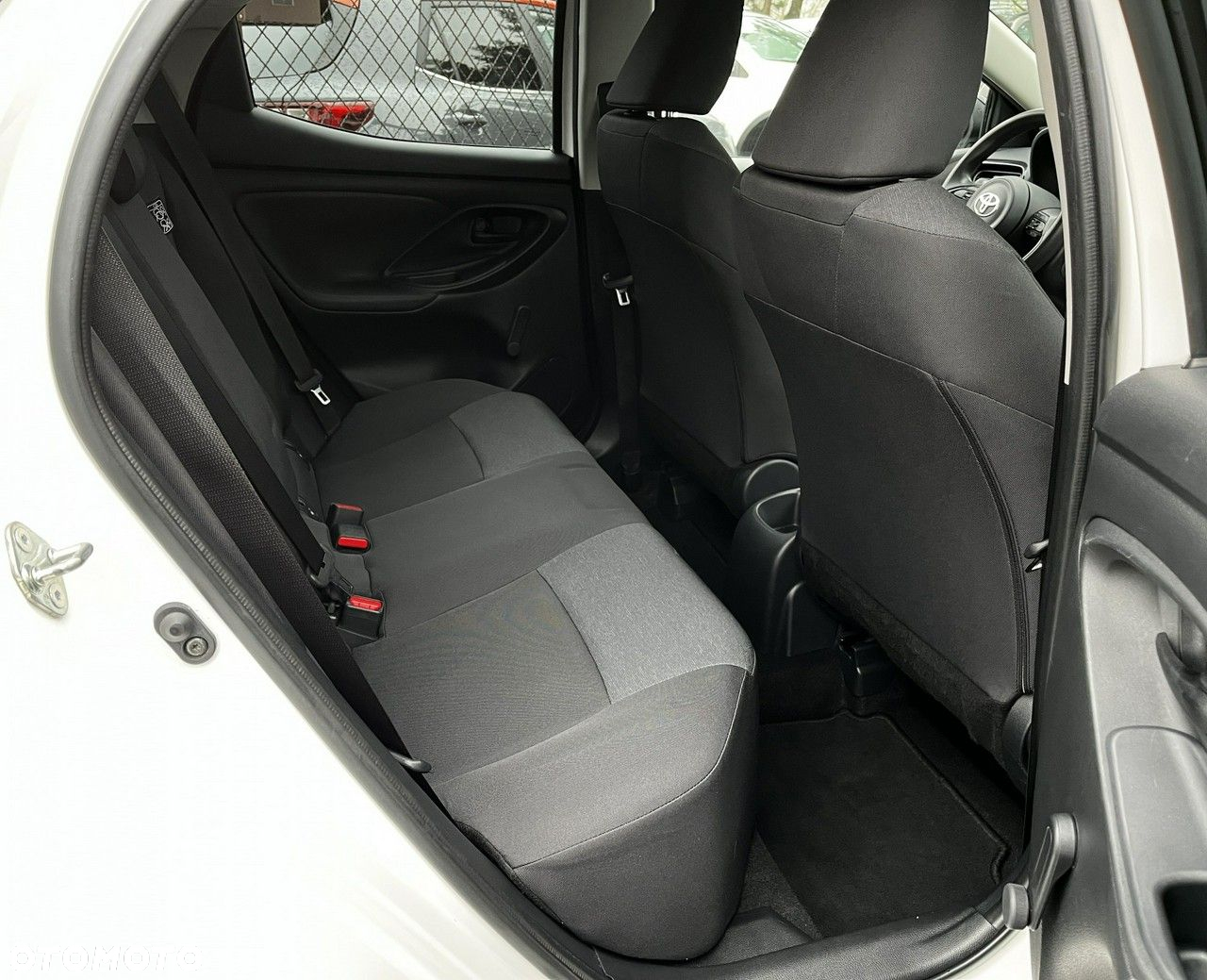 Toyota Yaris - 28