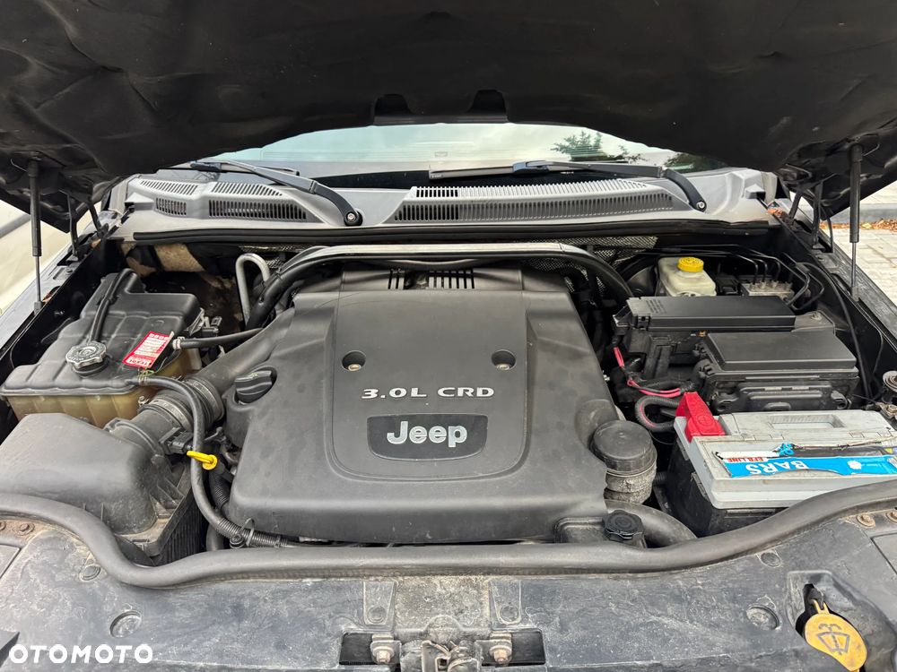 Jeep Commander 3.0 CRD Limited - 26