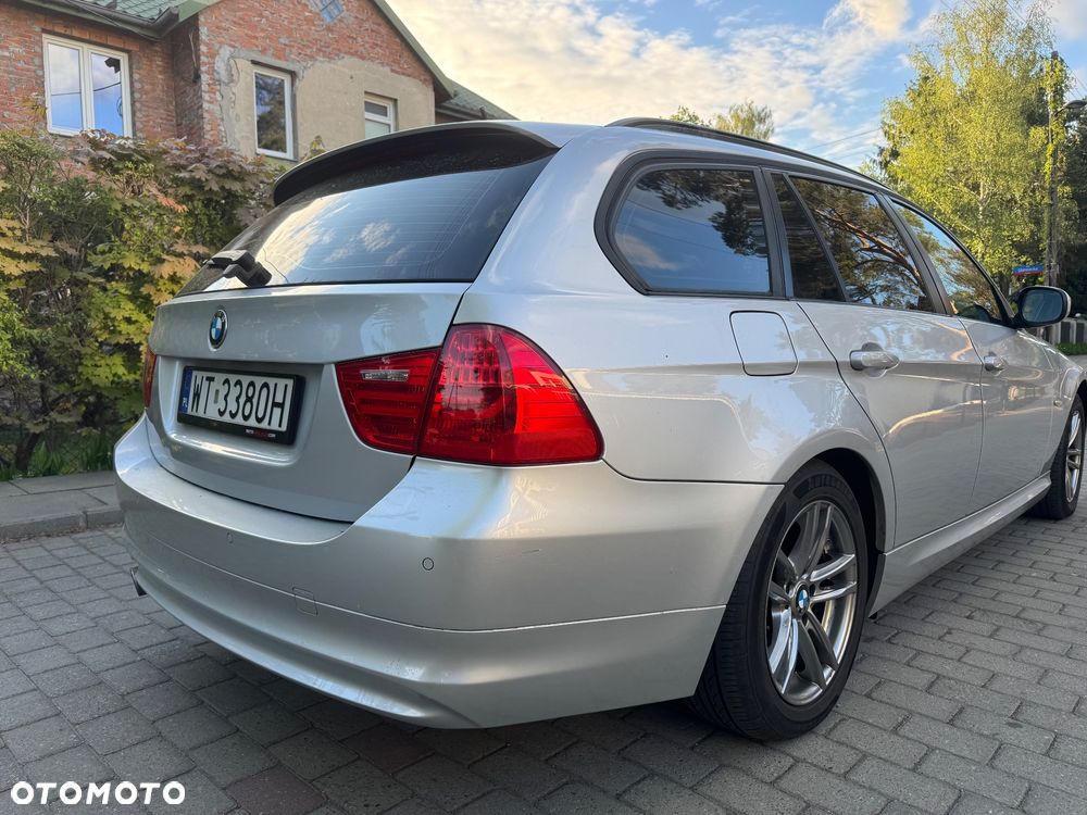 BMW Seria 3 320d DPF Edition Exclusive - 5