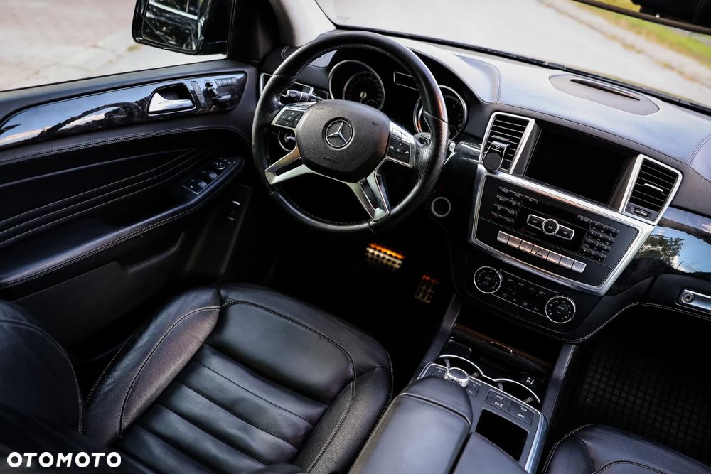 Mercedes-Benz ML 350 BlueEff 4-Matic - 16