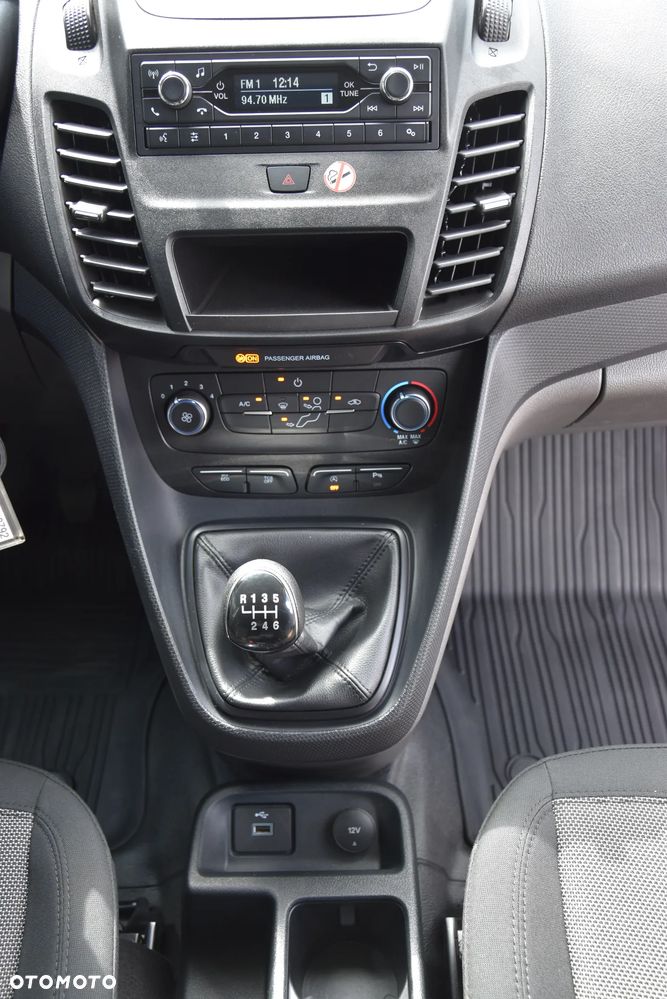Ford Transit Connect - 16