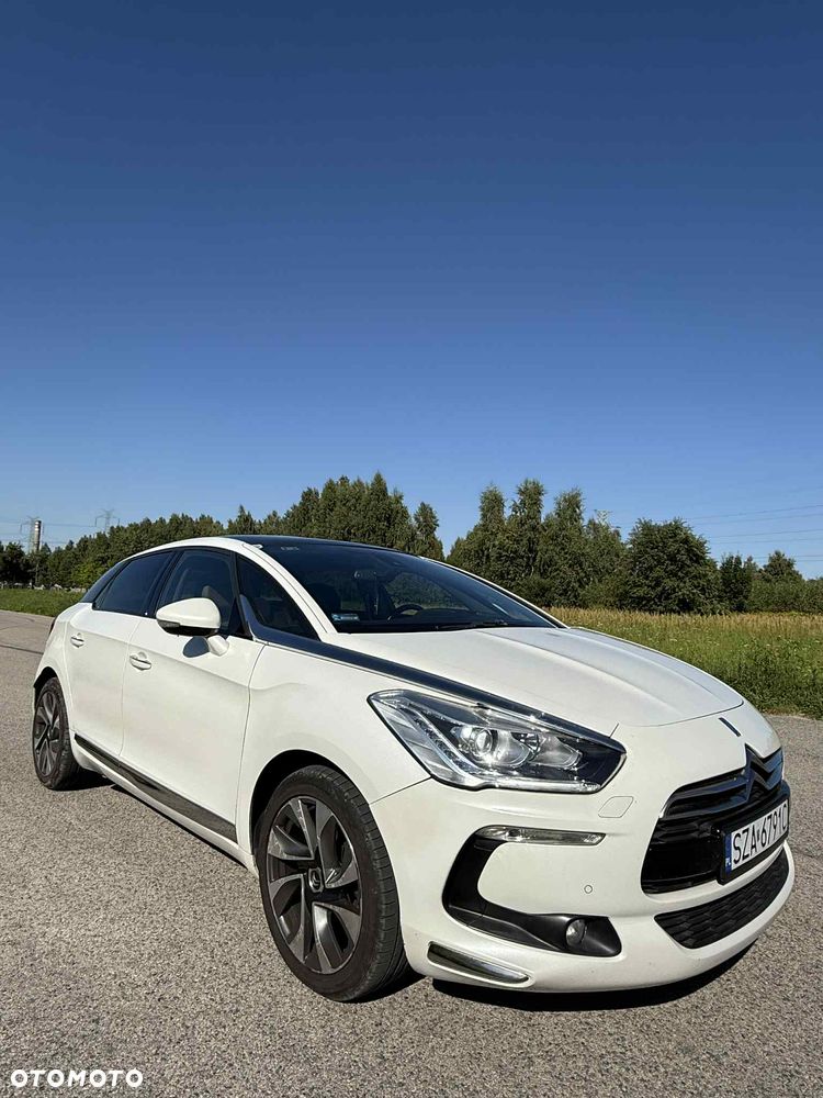 Citroën DS5 HDi 165 SportChic - 1