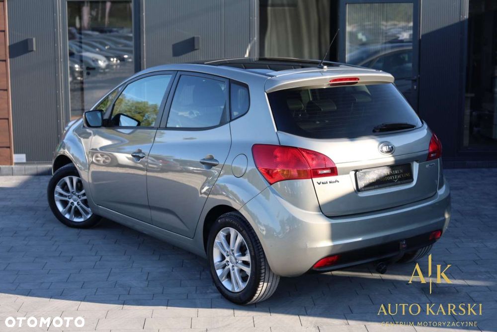 Kia Venga - 9