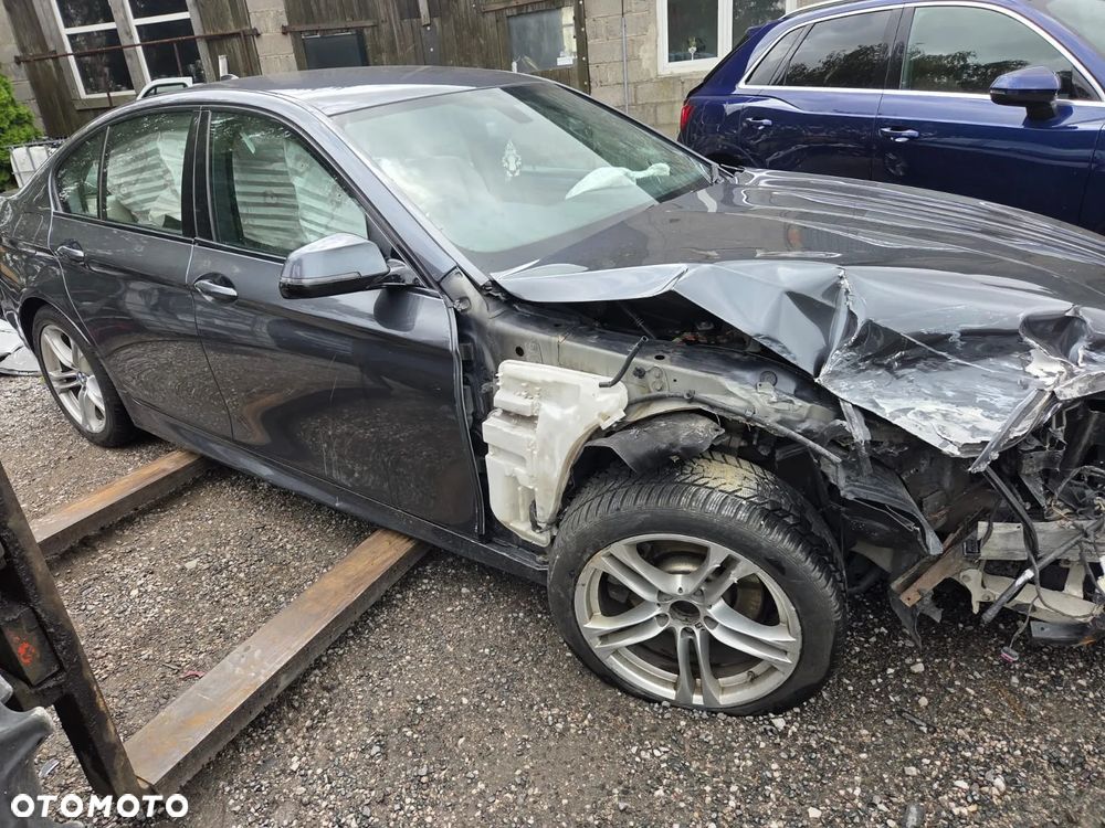 BMW Seria 5 520d xDrive Luxury Line - 3