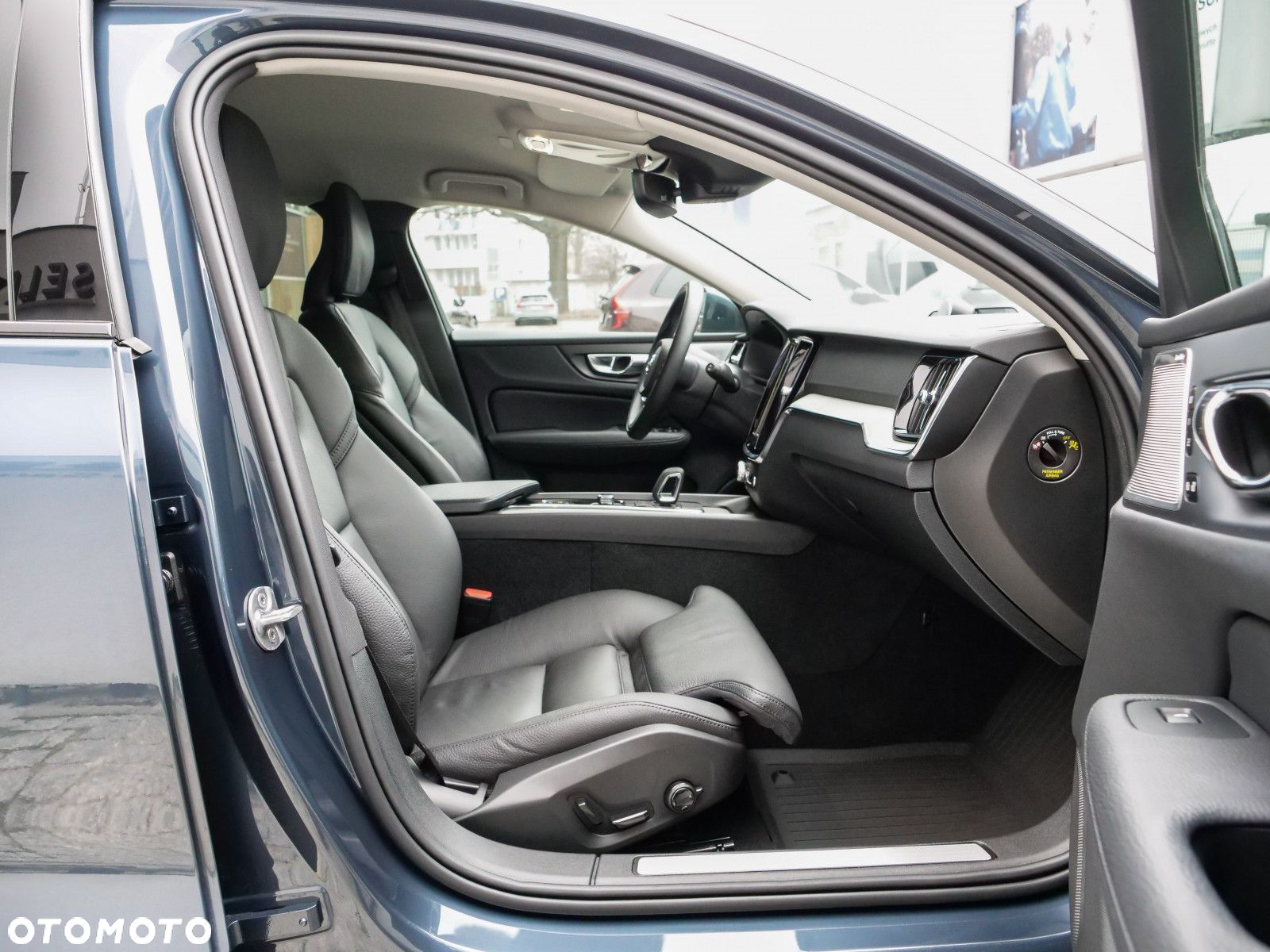 Volvo V60 Cross Country - 29