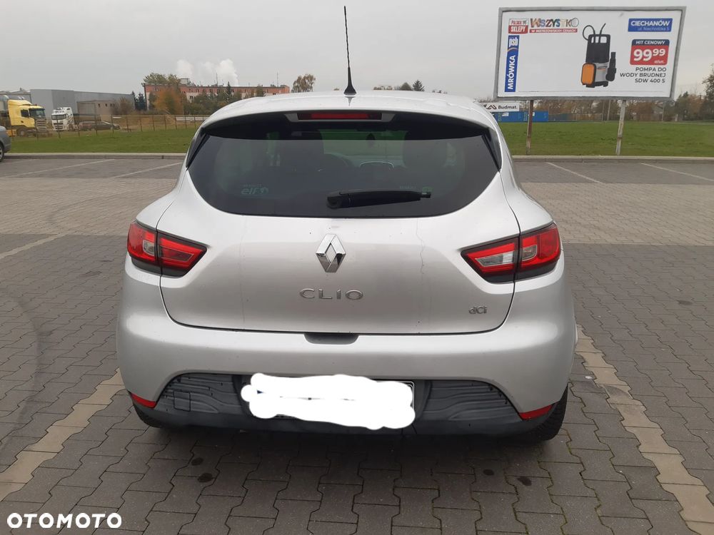Renault Clio dCi 75 Expression - 4
