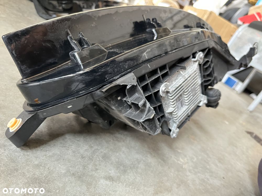 Lampa przednia lewa Renault Megane V E-TECH - 8
