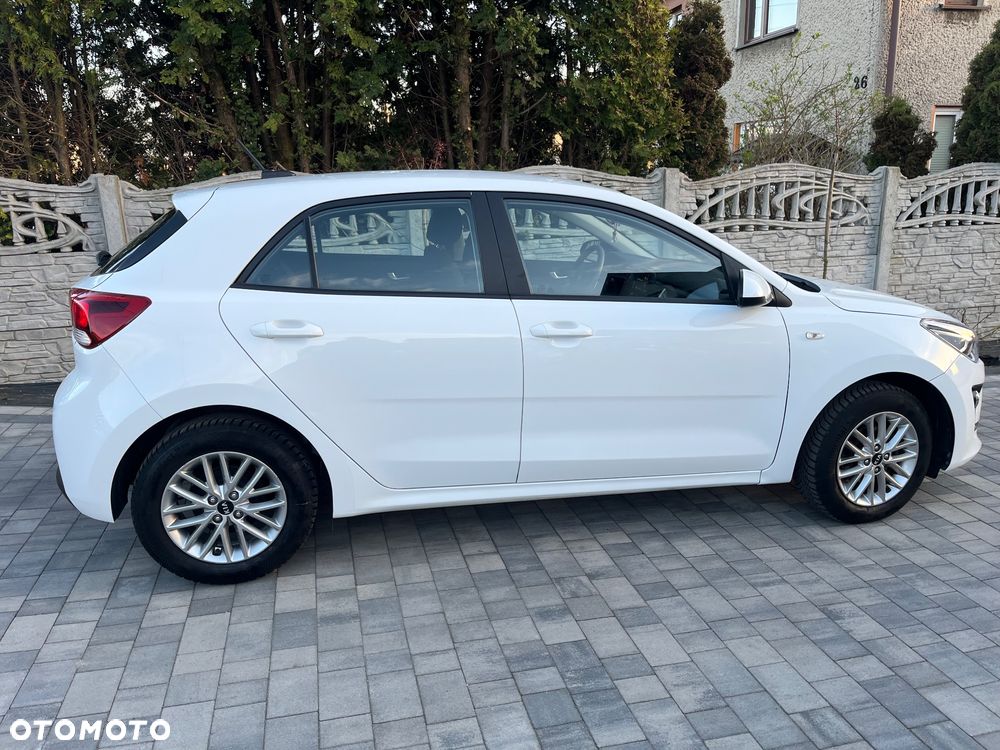 Kia Rio 1.2 Edition 7 - 16