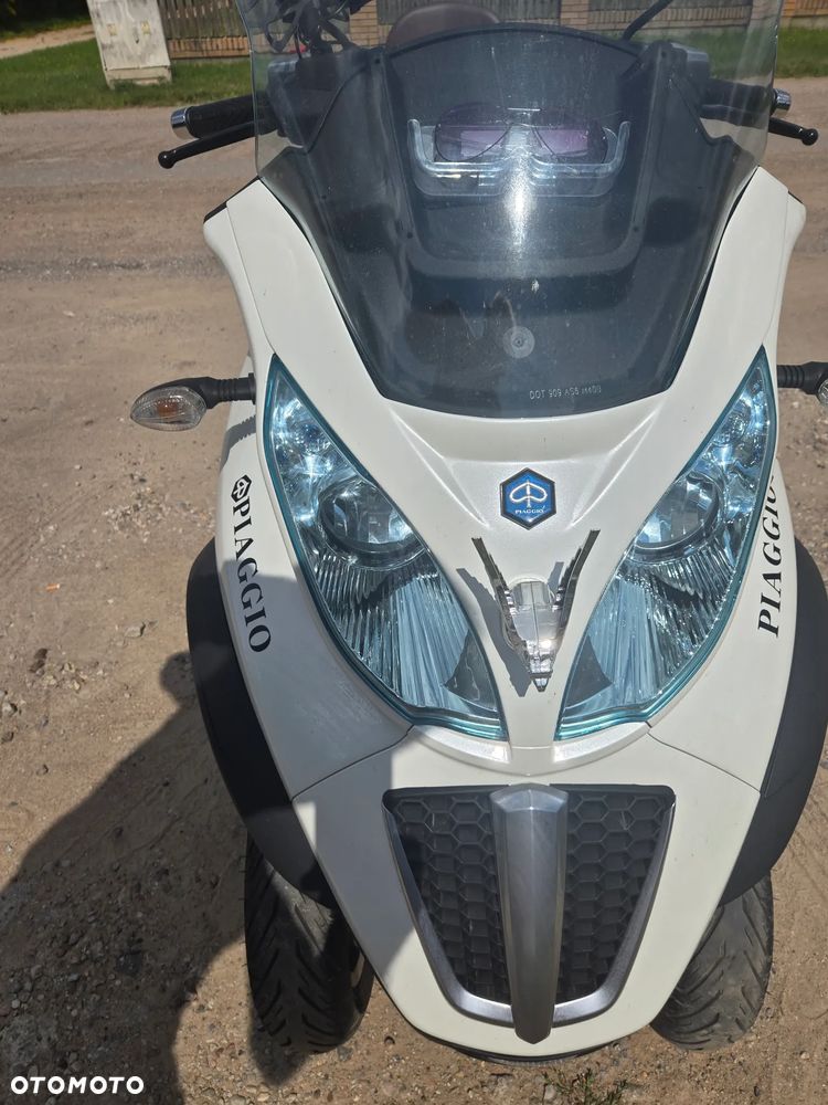 Piaggio MP-3 - 6