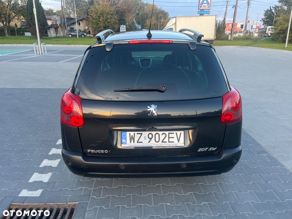 Peugeot 207 - 7