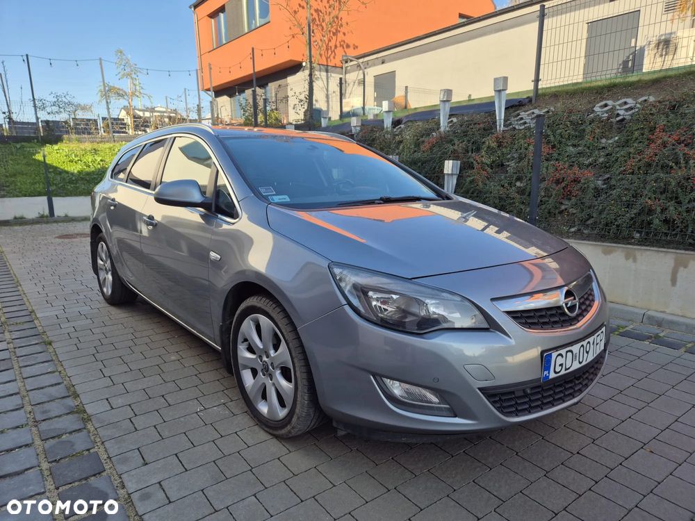 Opel Astra IV 1.4 T Sport - 2