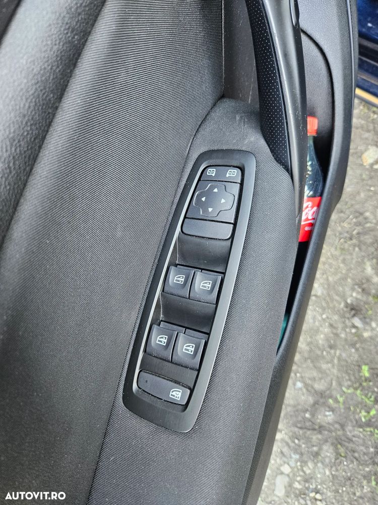 Renault Megane TCe GPF Business - 7