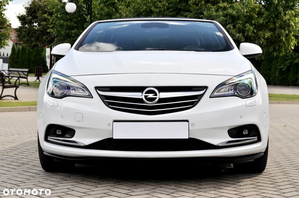 Opel Cascada 2.0 CDTI Cosmo S&S - 4