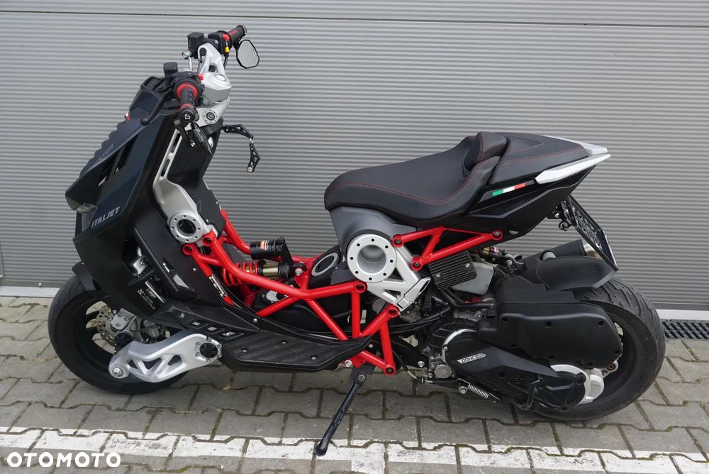 Italjet Dragster - 13