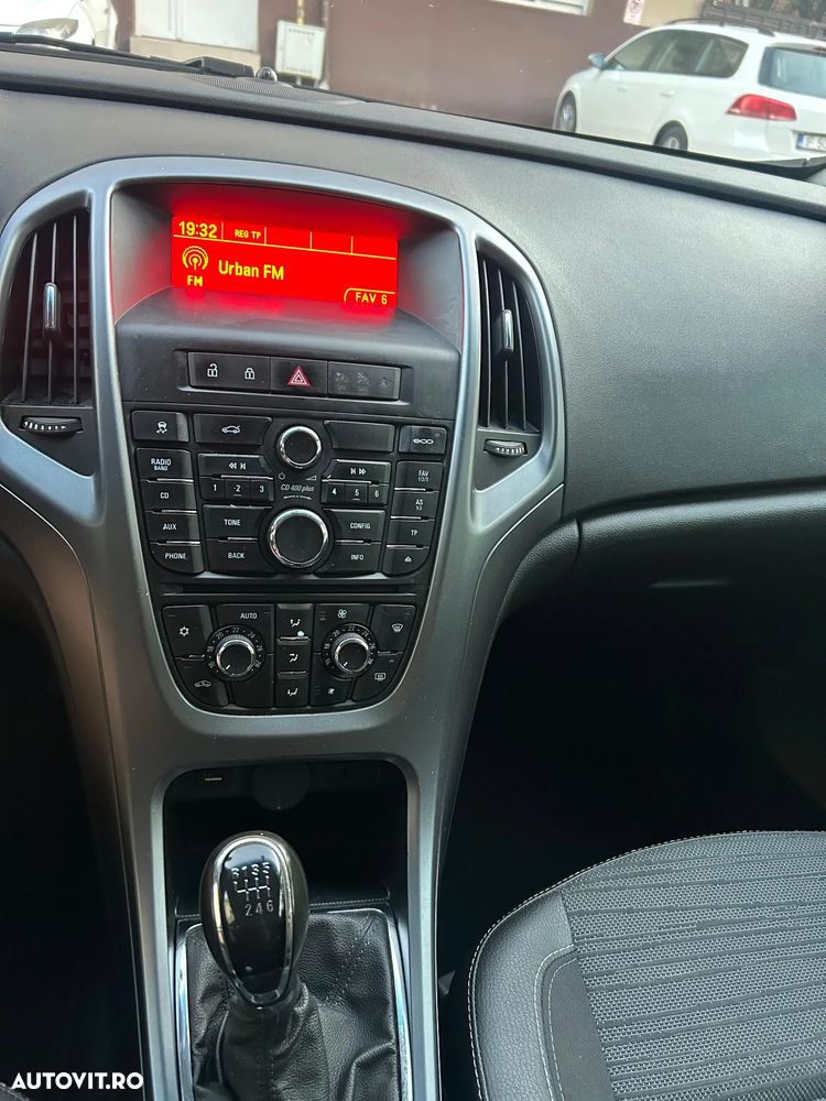 Opel Astra - 12