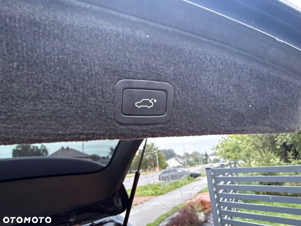 Volvo XC 60 D5 AWD RDesign - 18