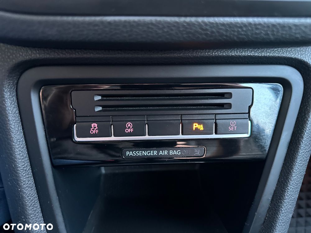 Volkswagen Sharan 2.0 TDI 4Motion BlueMotion Technology Highline - 32