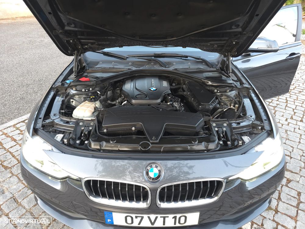 BMW 320 d xDrive Line Sport Shadow Auto - 26