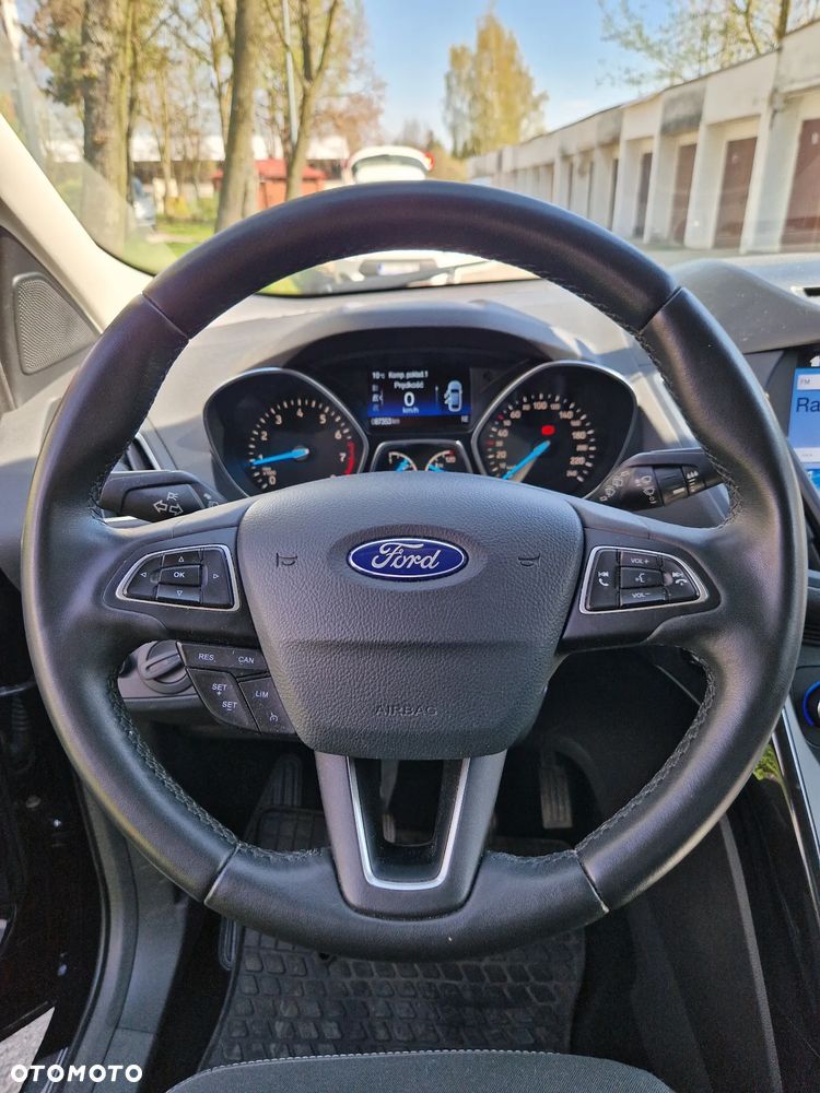 Ford Kuga 1.5 EcoBoost 2x4 Titanium - 13