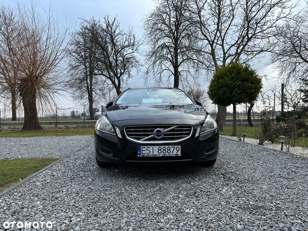 Volvo V60 D3 Momentum - 3