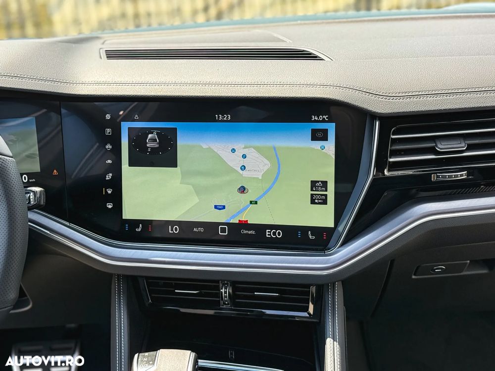 Volkswagen Touareg V6 TDI 4MOTION R-Line - 14