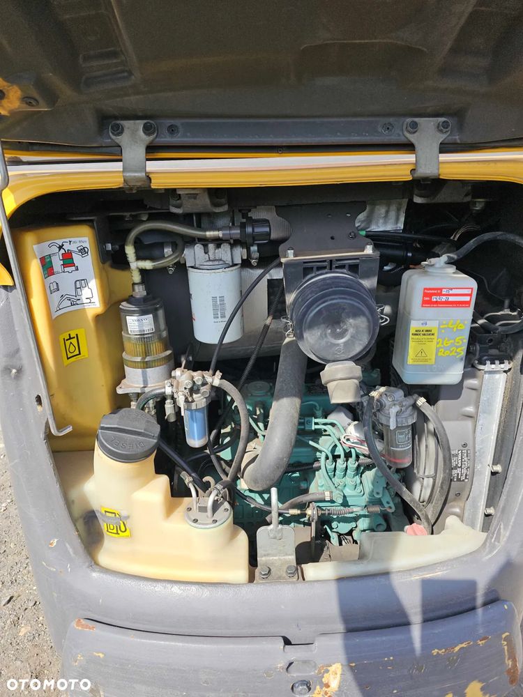 Volvo EC20D - 16