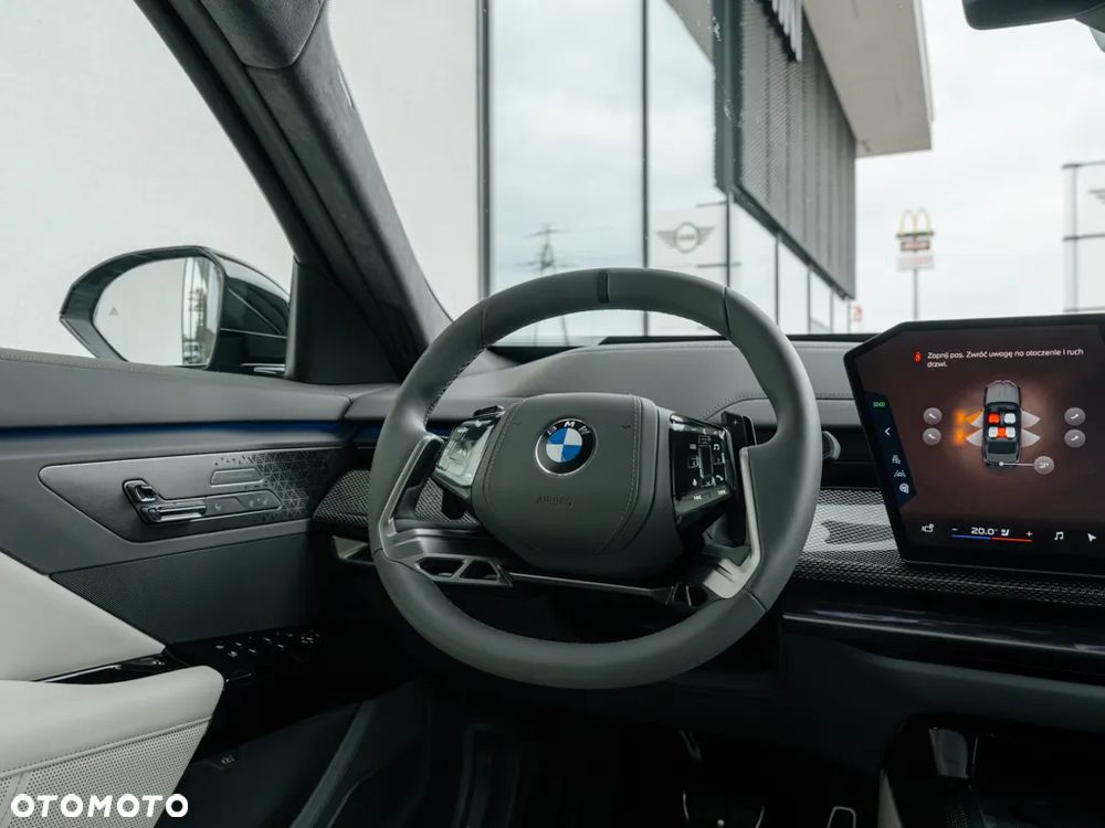 BMW Seria 7 - 10