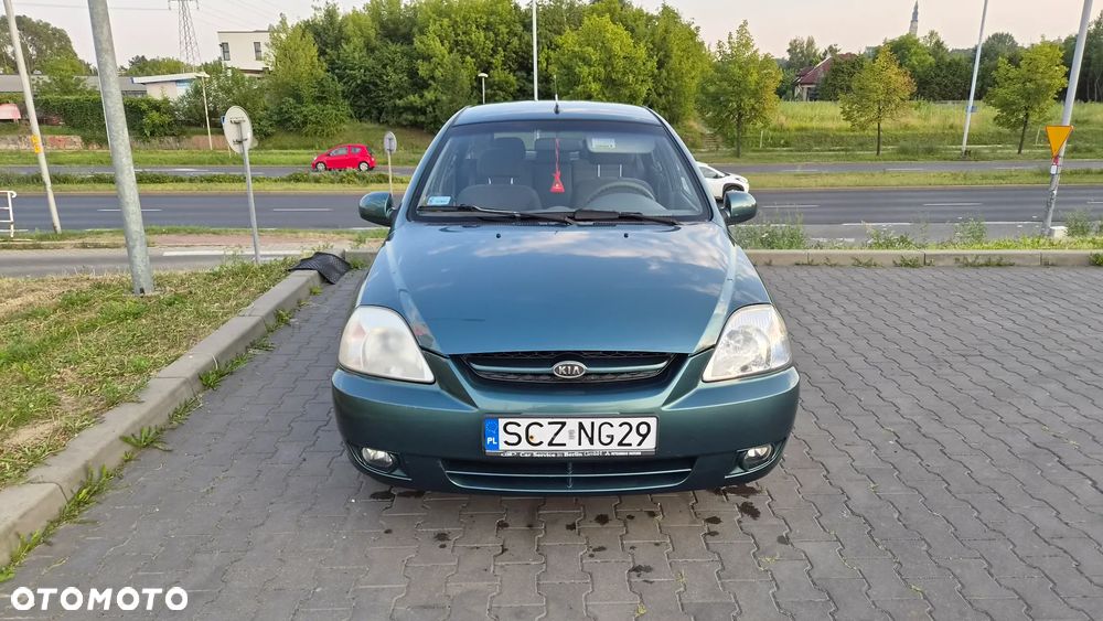 Kia Rio 1.3 RS - 1