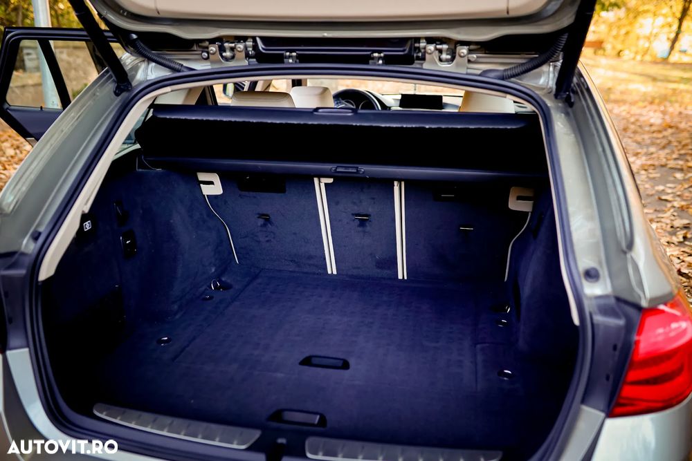 BMW Seria 3 318d Touring Luxury Line - 10