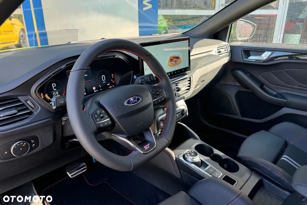 Ford Focus 2.3 EcoBoost ST X - 9