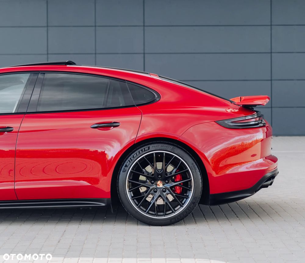 Porsche Panamera GTS GPF - 5