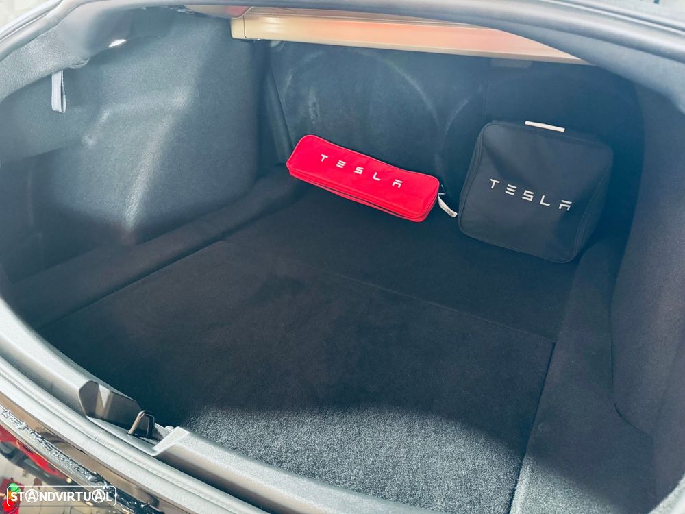 Tesla Model 3 - 15