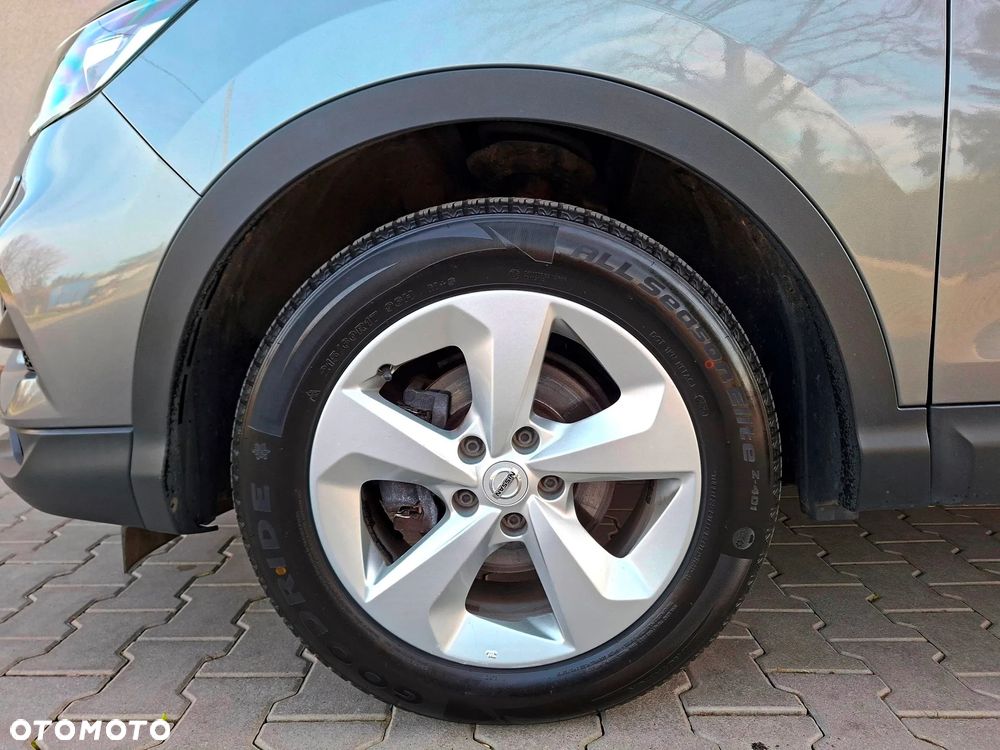 Nissan Qashqai 1.3 DIG-T N-WAY - 15