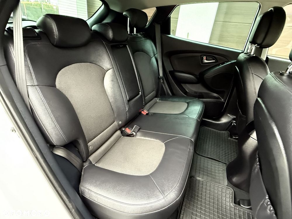 Hyundai ix35 blue 1.6 2WD Finale Gold - 28