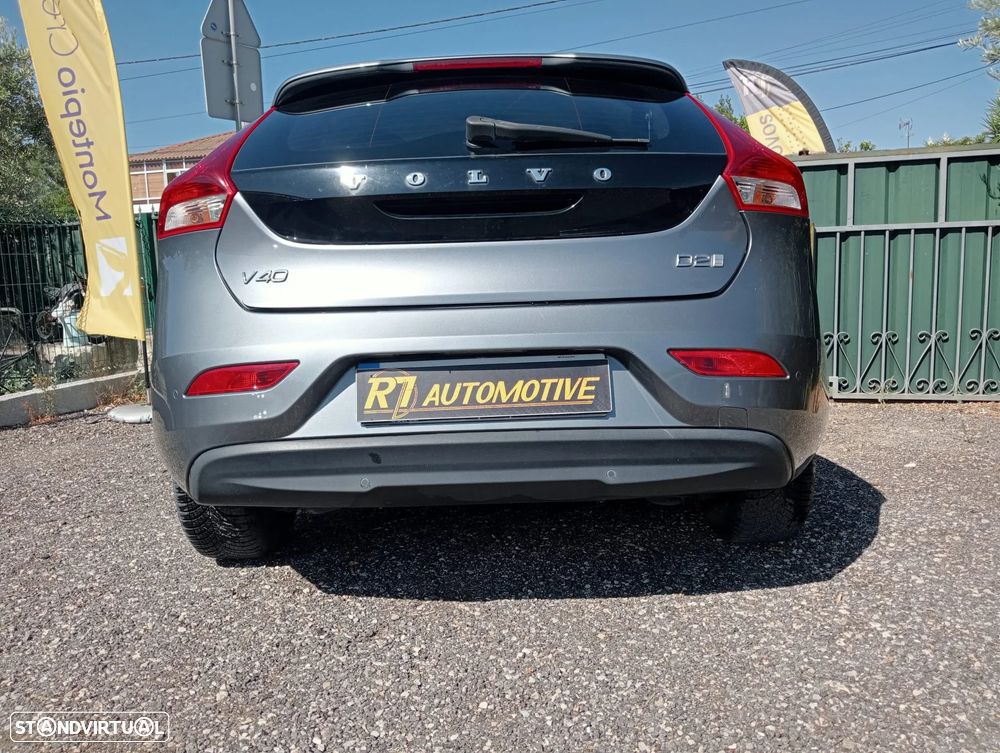 Volvo V40 D2 Inscription - 3