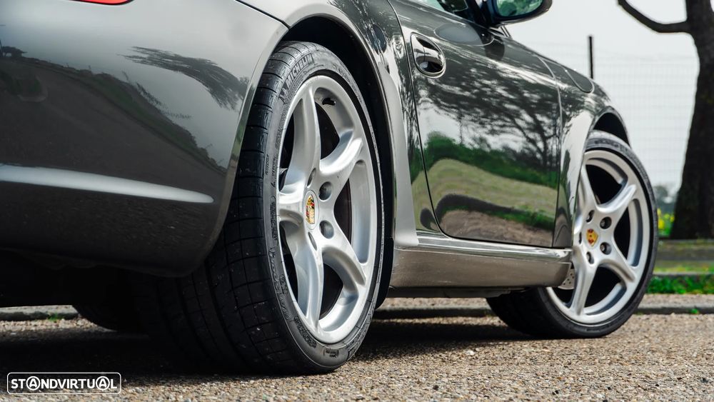 Porsche 911 (997) Carrera S - 13