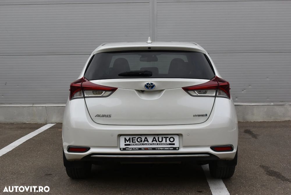 Toyota Auris 1.8 L VVT-i Hybrid Sol - 5