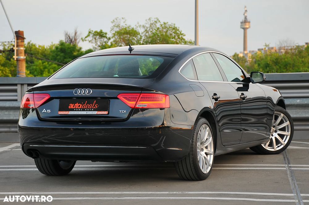 Audi A5 2.0 TDI Multitronic - 9