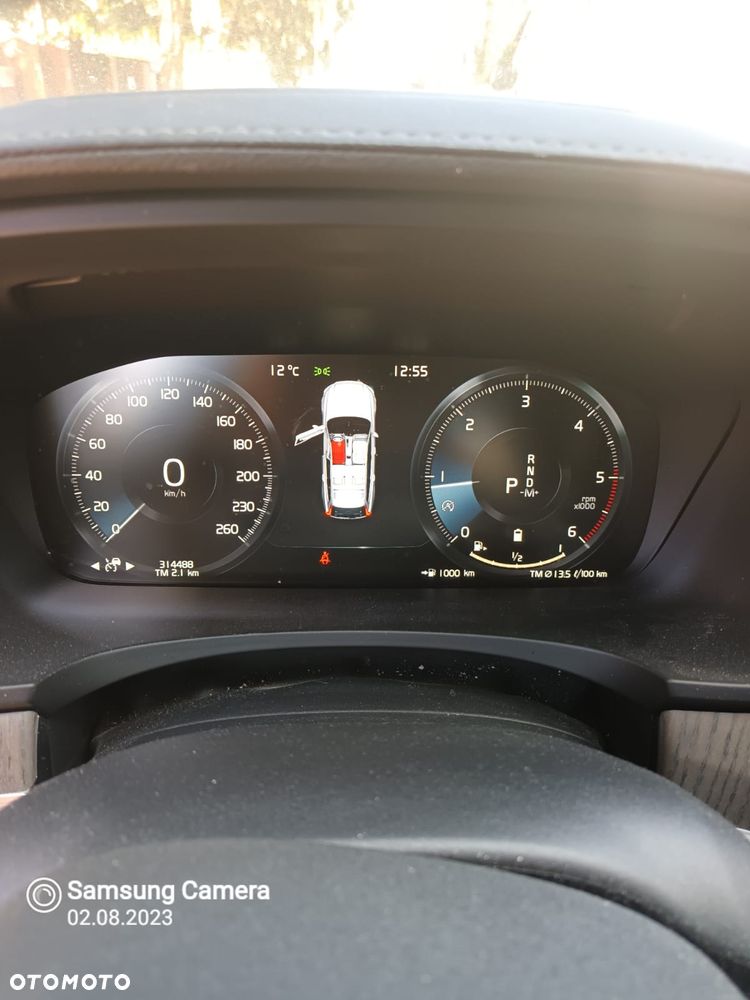 Volvo V90 D5 AWD Momentum Pro - 5