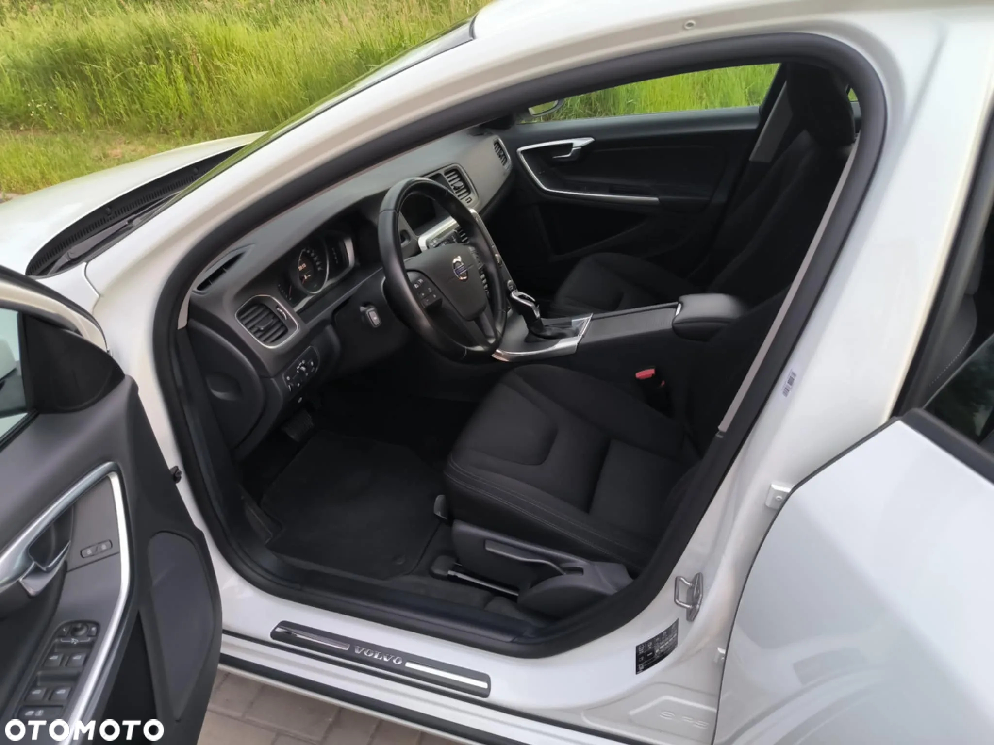 Volvo V60 D2 Drive-E Kinetic - 8