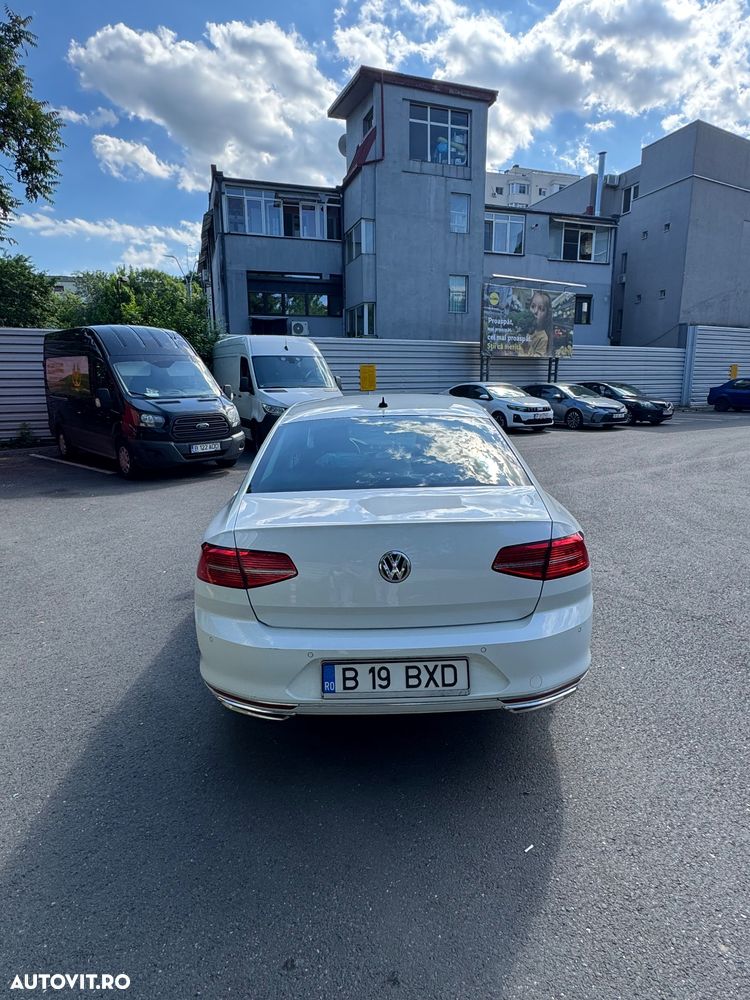 Volkswagen Passat 1.6 TDI (BlueMotion Technology) DSG Trendline - 2