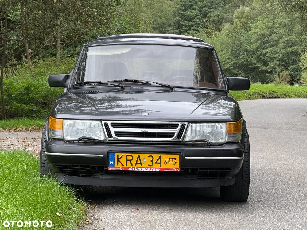 Saab 900 - 8