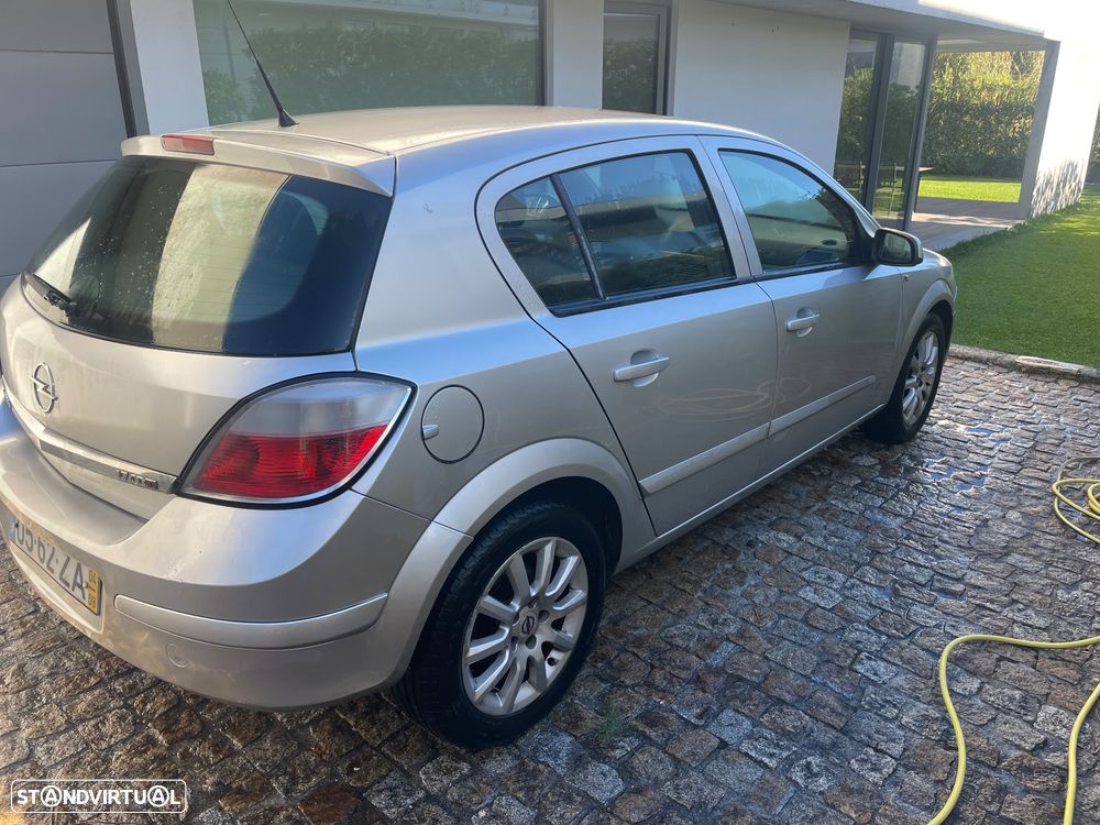 Opel Astra 1.7 CDTI Enjoy - 8