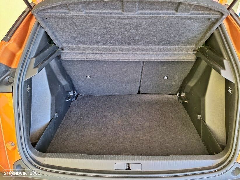 Peugeot 2008 1.5 BlueHDi Active Pack EAT8 - 20