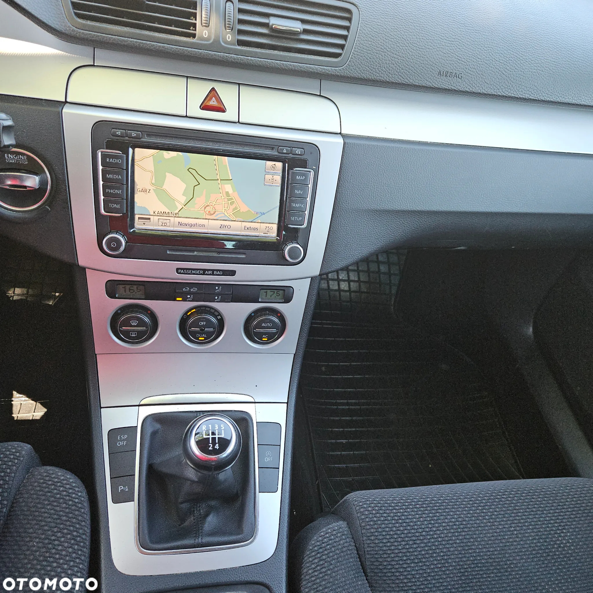 Volkswagen Passat 2.0 TDI DPF Highline - 19