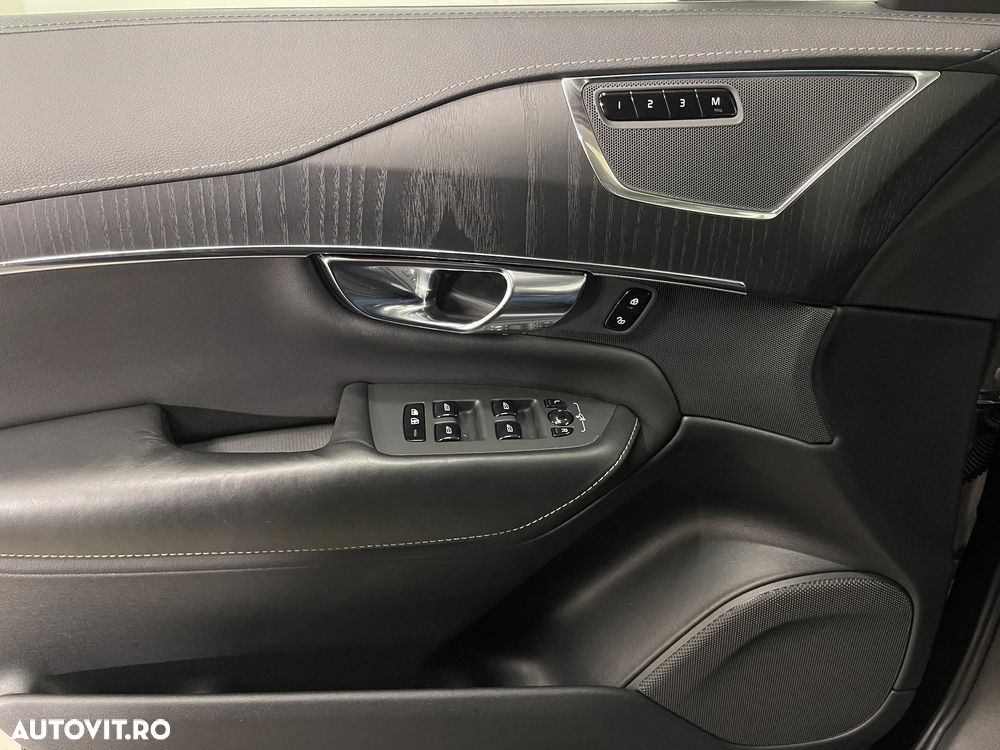 Volvo XC 90 Recharge T8 eAWD Inscription - 28