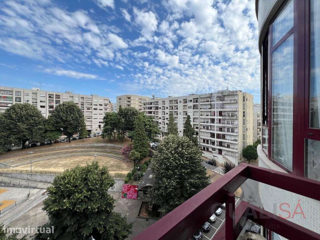 Apartamento T3 com varandas e garagem fechada em S. Vicente em Braga - Grande imagem: 5/38
