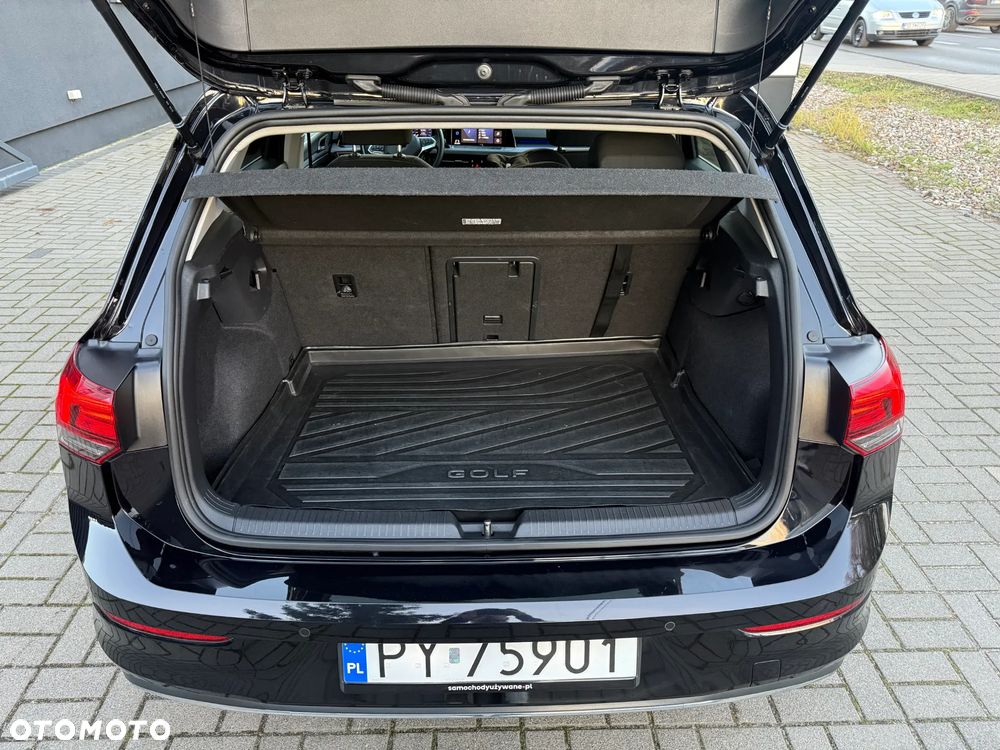 Volkswagen Golf - 12