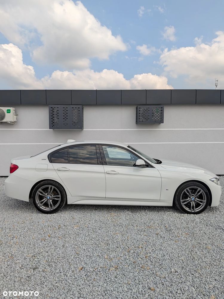 BMW Seria 3 320e M Sport sport - 10